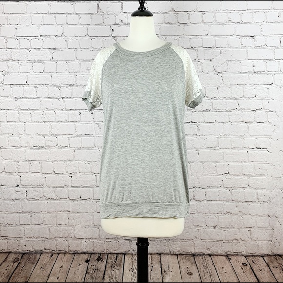 egs by éloges Gray & Ivory Cream Lace-Sleeve Tunic - Picture 6 of 7